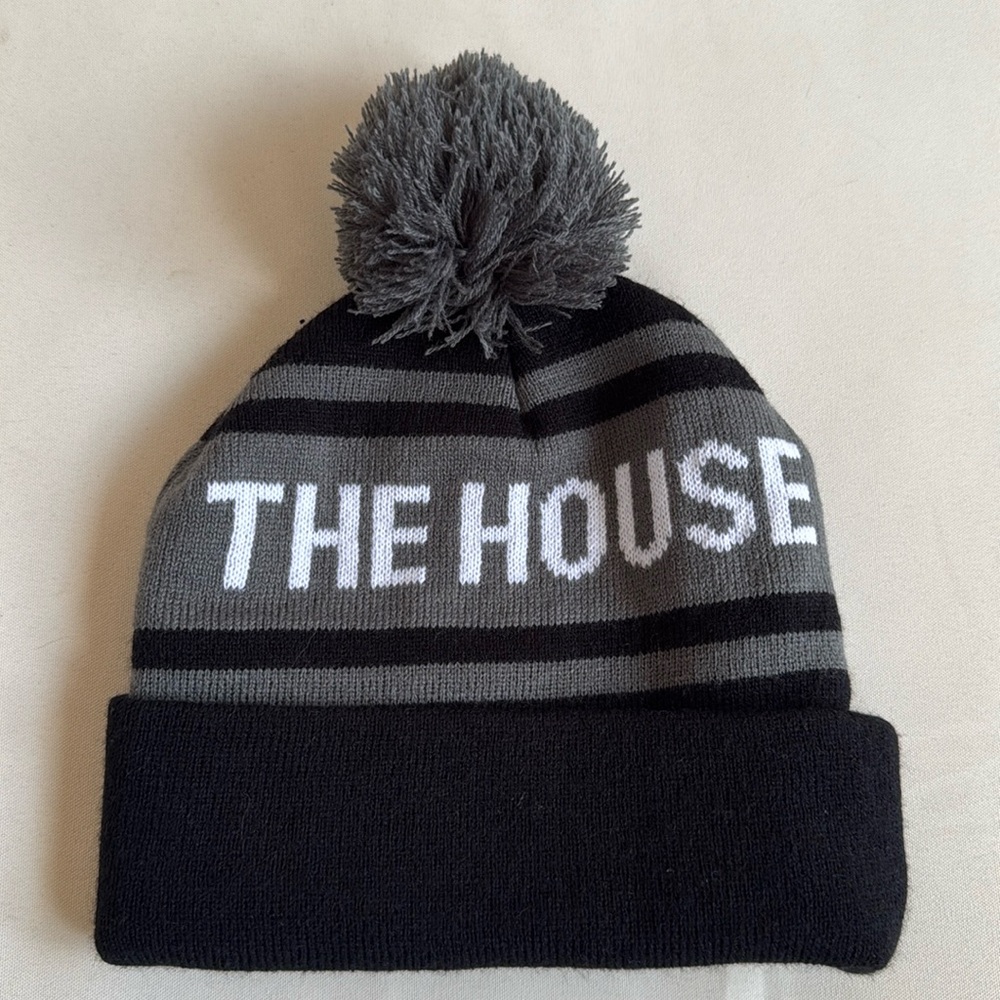 THE HOUSE Beanie - Black & Gray